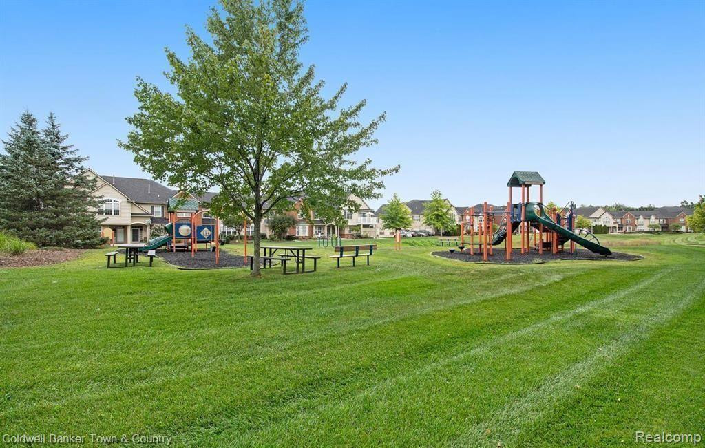 4236 HAMPTON RIDGE Boulevard, Howell, MI 48843 — Photo 27
