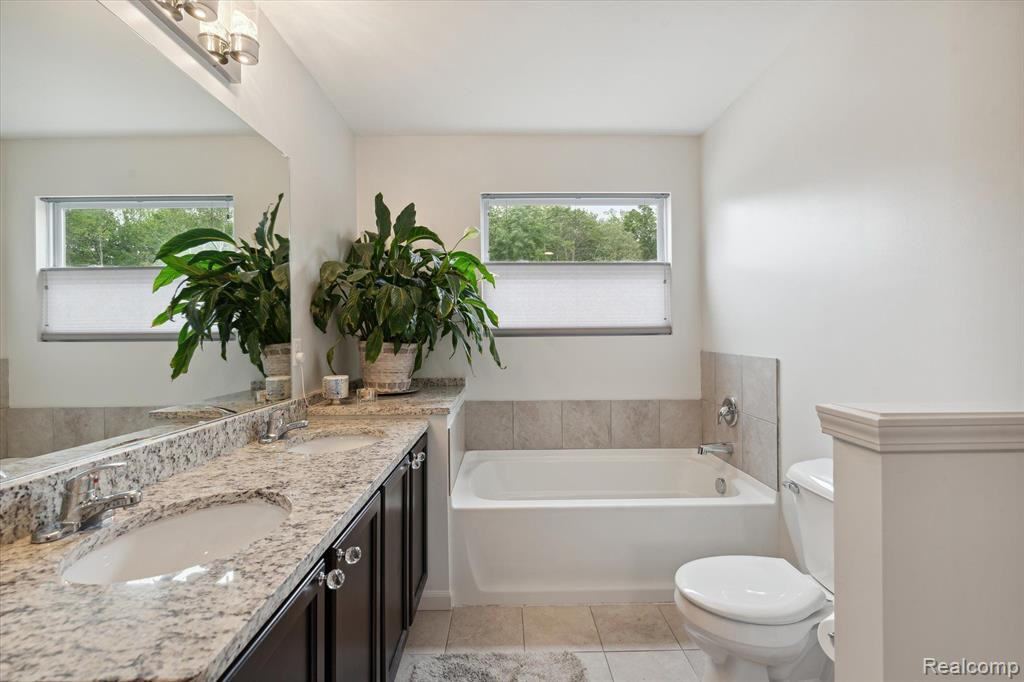 37497 S DIANNE Lane, New Boston, MI 48164 — Photo 35