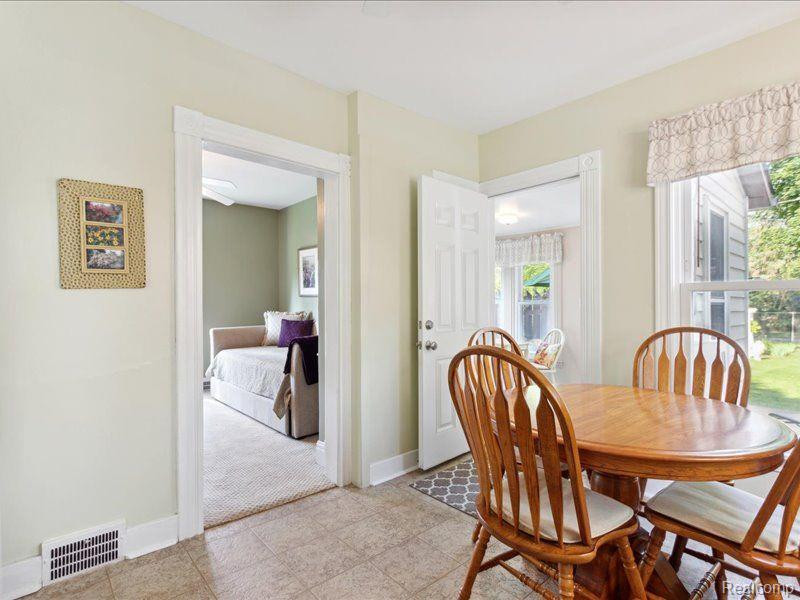 71 PONTIAC Street, Oxford, MI 48371 — Photo 10