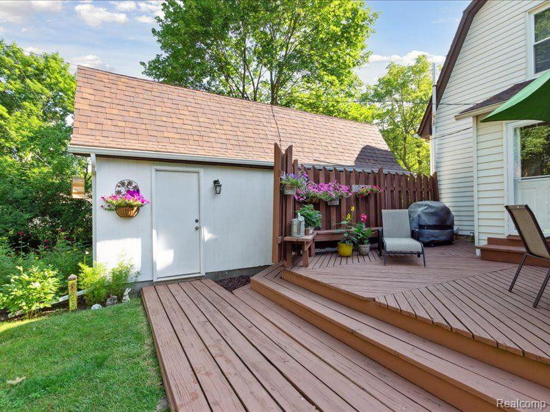 71 PONTIAC Street, Oxford, MI 48371 — Photo 40