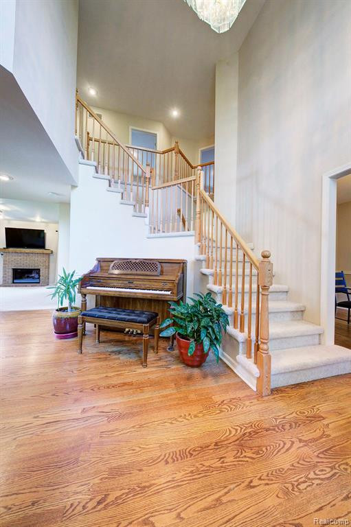 48223 CHESTERFIELD Drive S, Canton, MI 48187 — Photo 6