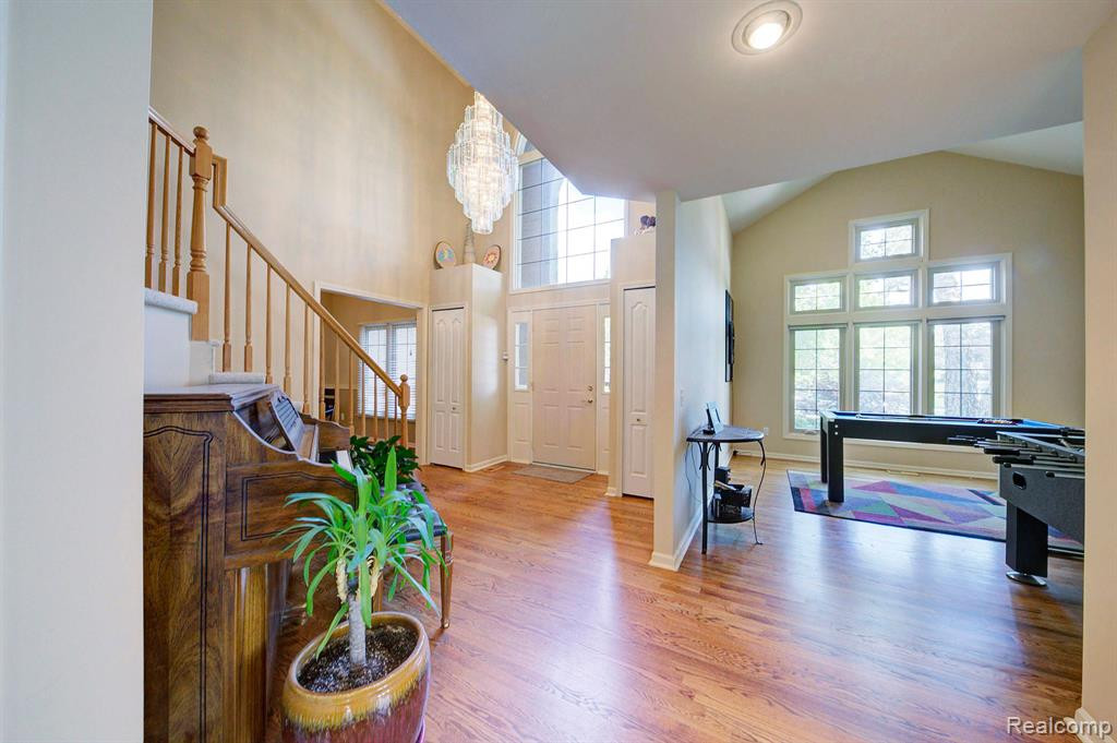 48223 CHESTERFIELD Drive S, Canton, MI 48187 — Photo 7