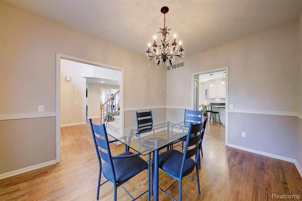48223 CHESTERFIELD Drive S, Canton, MI 48187 — Photo 31