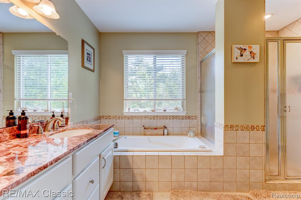7184 HICKORY CREEK Drive, Dexter, MI 48130 — Photo 25