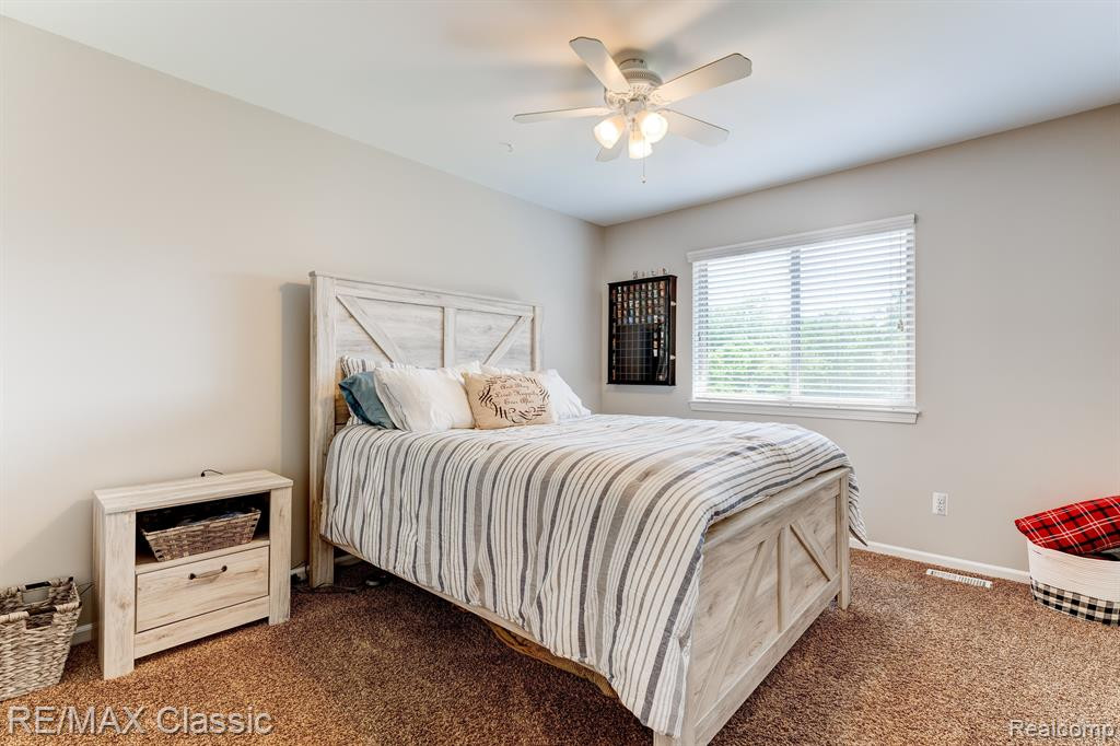 7184 HICKORY CREEK Drive, Dexter, MI 48130 — Photo 27