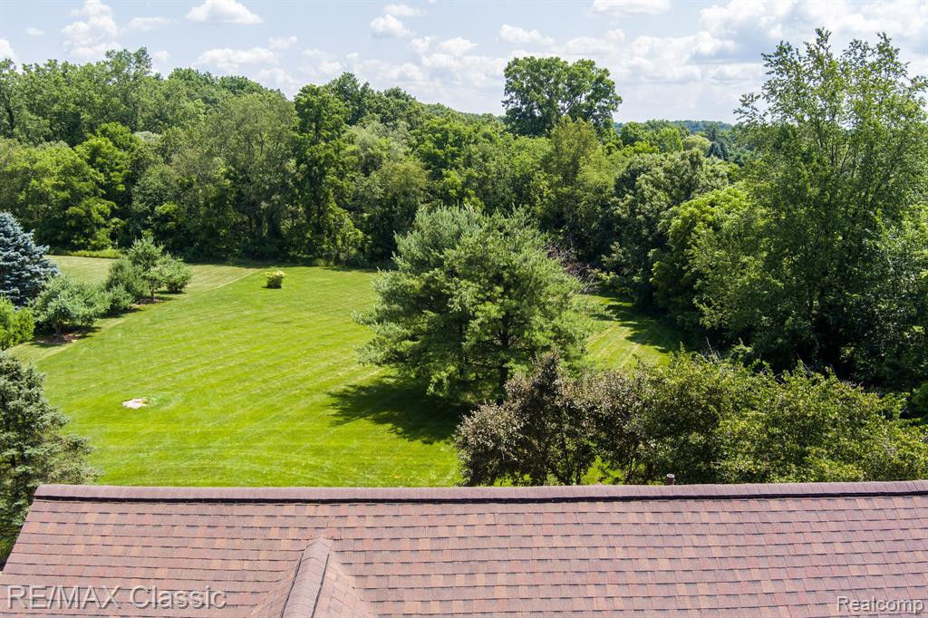 7184 HICKORY CREEK Drive, Dexter, MI 48130 — Photo 41