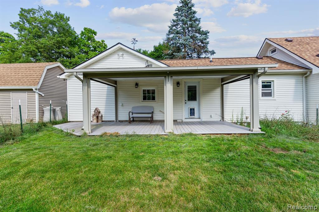 67 W BURDICK Street, Oxford, MI 48371 — Photo 4