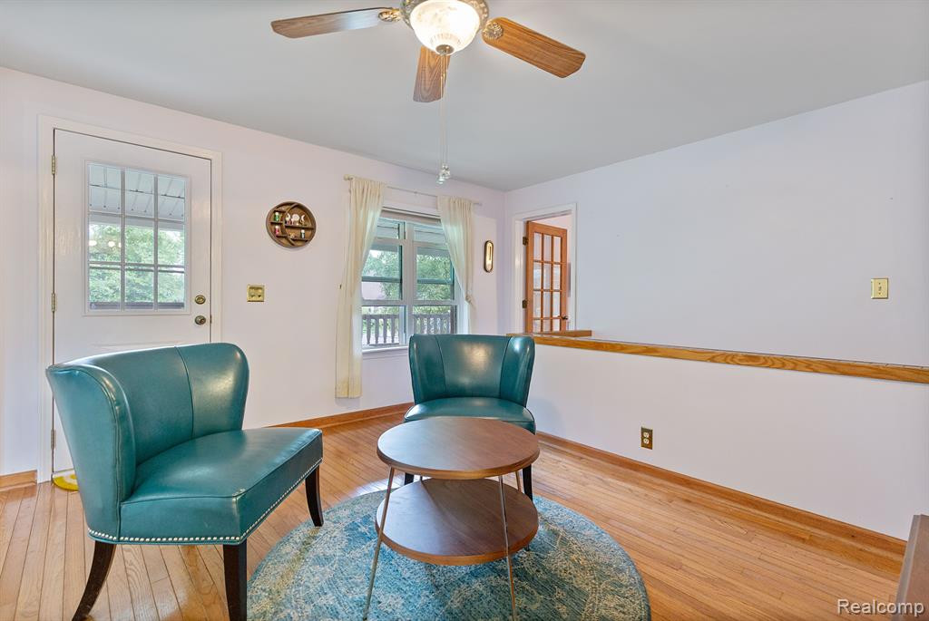 67 W BURDICK Street, Oxford, MI 48371 — Photo 10