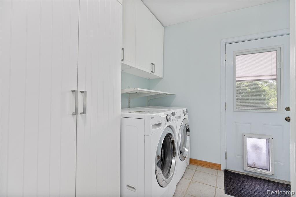 67 W BURDICK Street, Oxford, MI 48371 — Photo 18