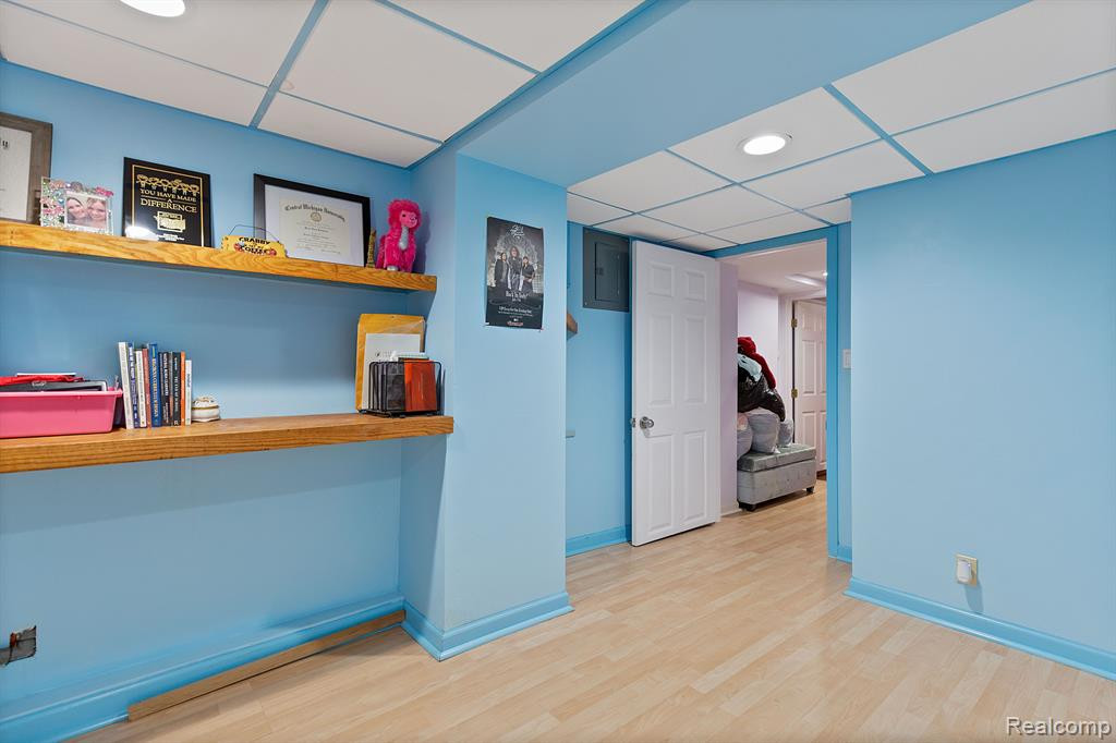 67 W BURDICK Street, Oxford, MI 48371 — Photo 32