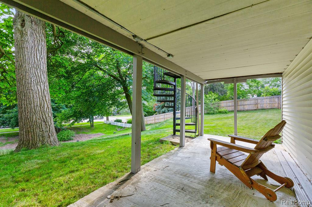 67 W BURDICK Street, Oxford, MI 48371 — Photo 37