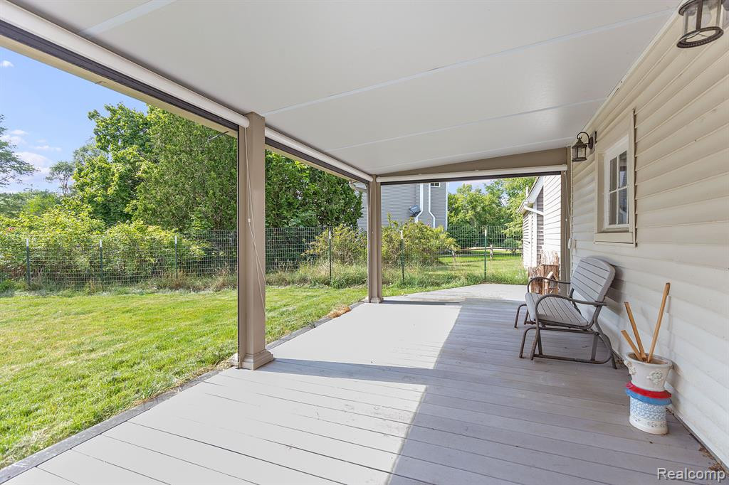 67 W BURDICK Street, Oxford, MI 48371 — Photo 38