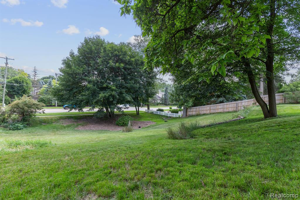 67 W BURDICK Street, Oxford, MI 48371 — Photo 46