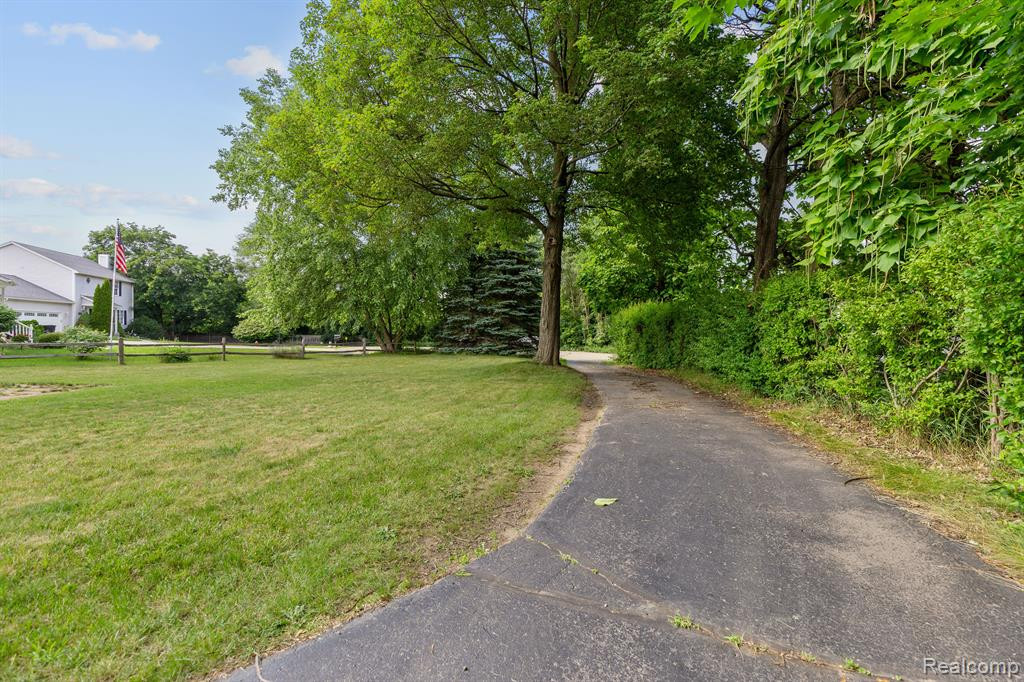 67 W BURDICK Street, Oxford, MI 48371 — Photo 47