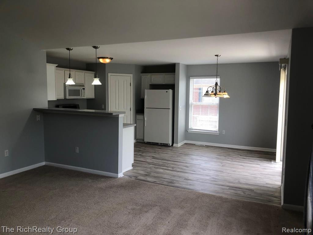 4131 ELIZABETH Avenue, Canton, MI 48188 — Photo 2