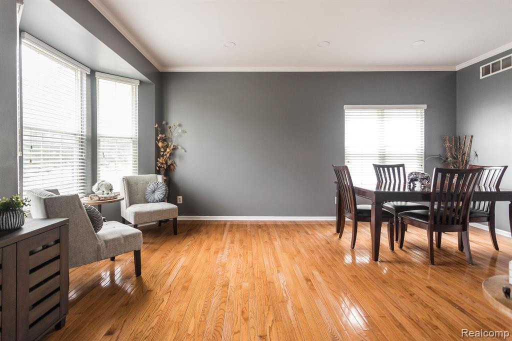 7198 DEERTRACK Drive, Ypsilanti, MI 48197 — Photo 8