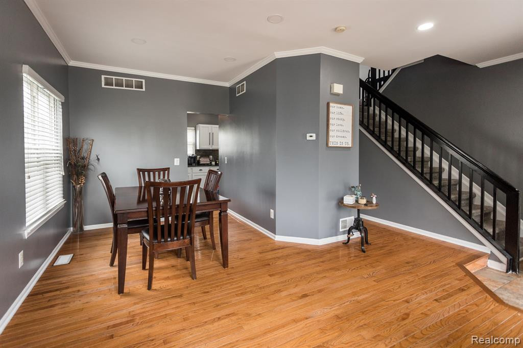 7198 DEERTRACK Drive, Ypsilanti, MI 48197 — Photo 11