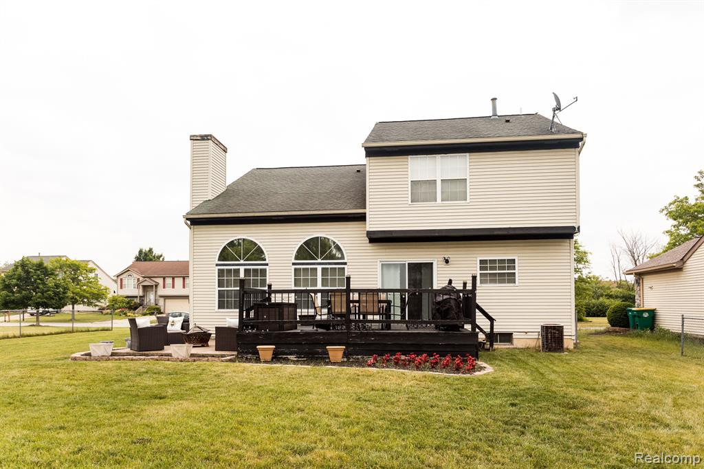 7198 DEERTRACK Drive, Ypsilanti, MI 48197 — Photo 31