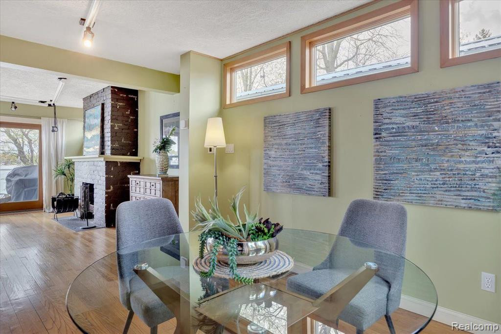 130 HIGHLAND Avenue, Lake Orion, MI 48362 — Photo 18