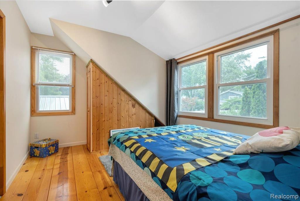 130 HIGHLAND Avenue, Lake Orion, MI 48362 — Photo 23