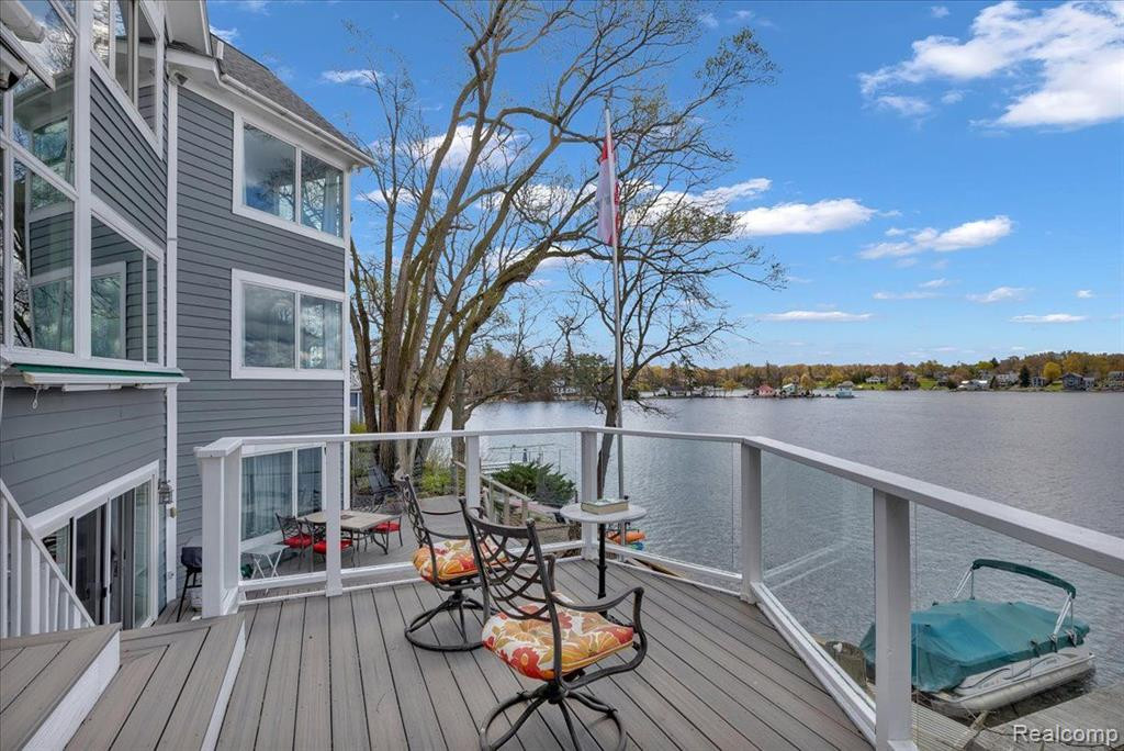 130 HIGHLAND Avenue, Lake Orion, MI 48362 — Photo 34
