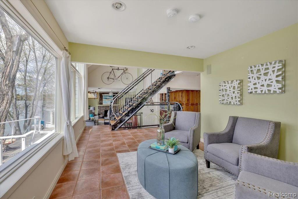 130 HIGHLAND Avenue, Lake Orion, MI 48362 — Photo 36