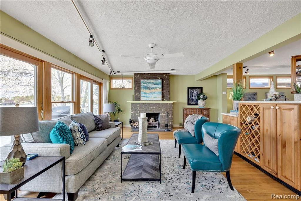 130 HIGHLAND Avenue, Lake Orion, MI 48362 — Photo 42