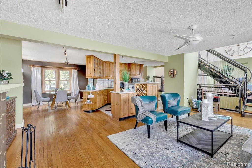 130 HIGHLAND Avenue, Lake Orion, MI 48362 — Photo 47