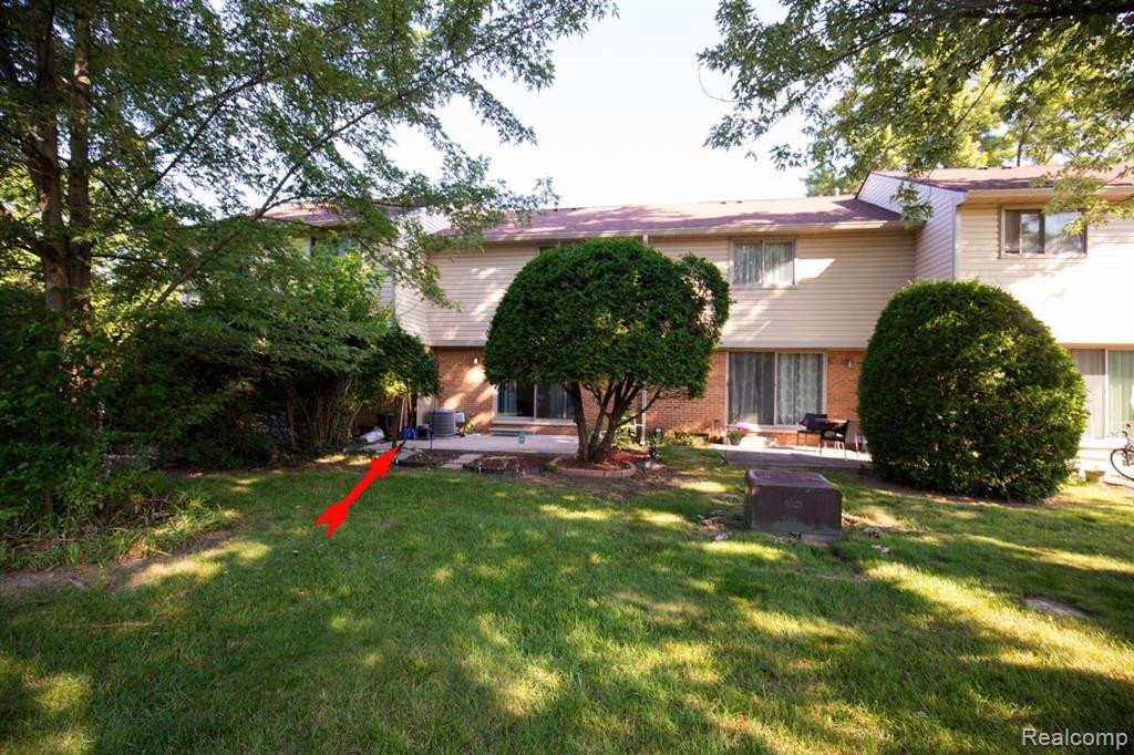 3912 OLD CREEK Road, Troy, MI 48084 — Photo 35