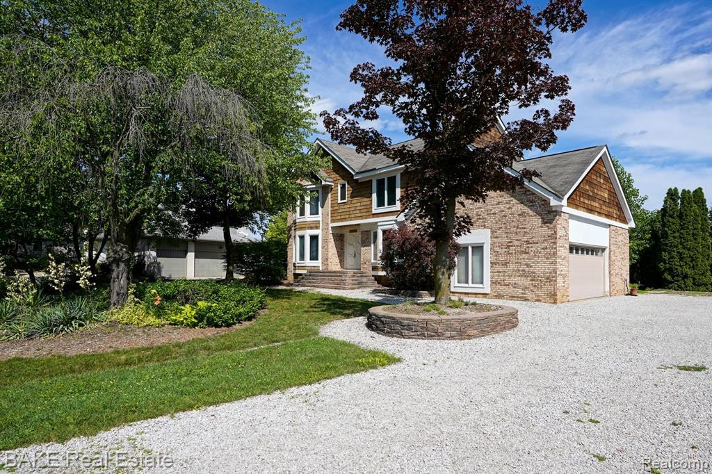 17514 Farmcrest Lane, Northville, MI 48168 — Photo 3