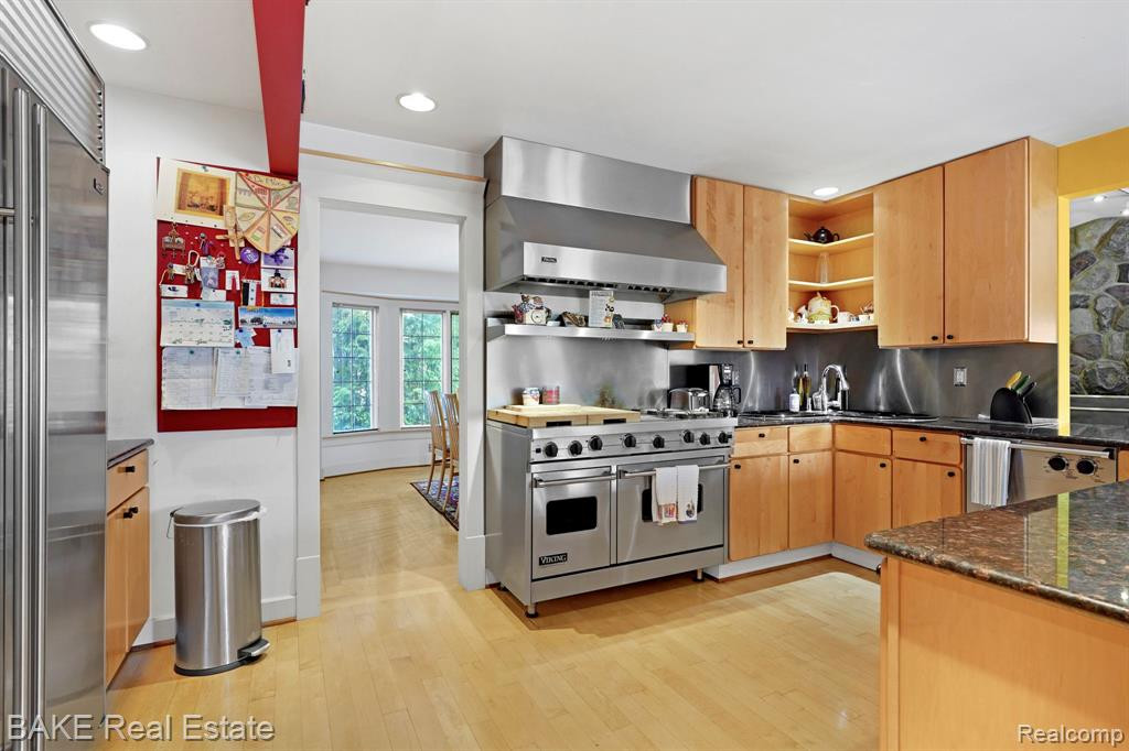 17514 Farmcrest Lane, Northville, MI 48168 — Photo 19