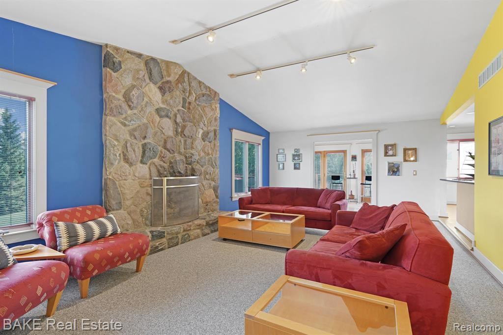 17514 Farmcrest Lane, Northville, MI 48168 — Photo 25