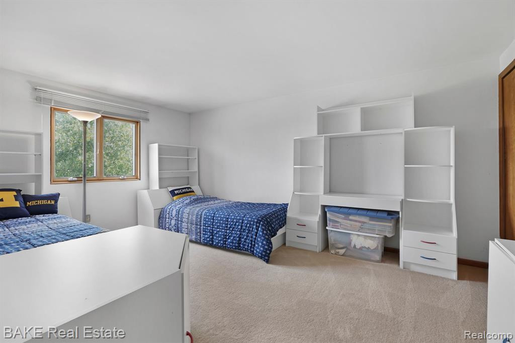 17514 Farmcrest Lane, Northville, MI 48168 — Photo 34