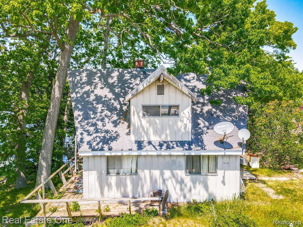 367 OAK Lane, Lake Orion, MI 48362 — Photo 12