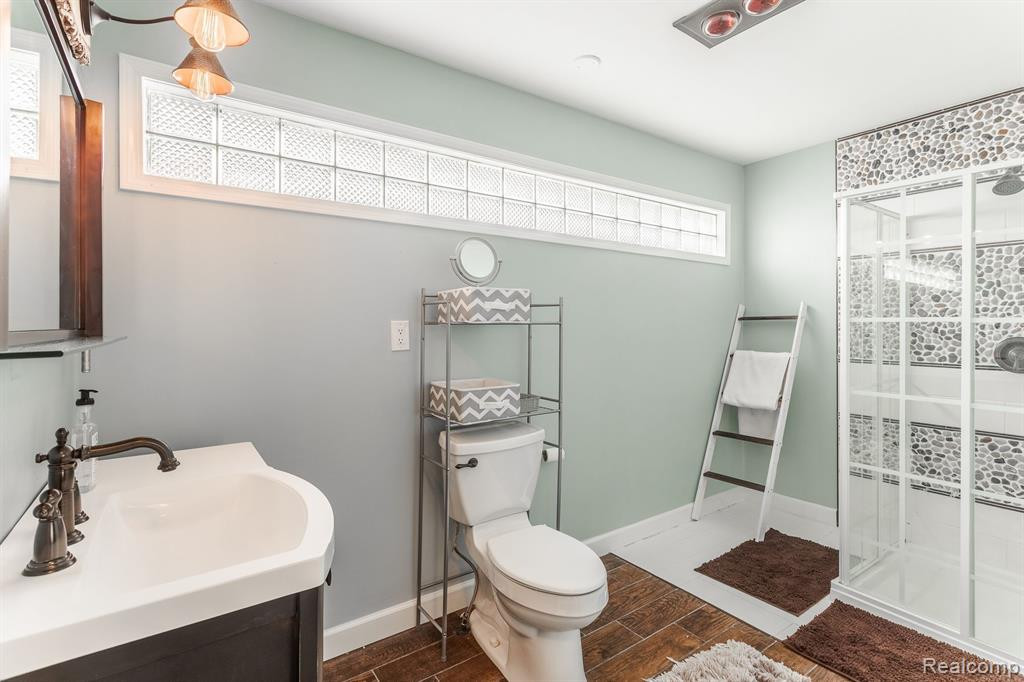 6988 LAKESHORE Drive, Newport, MI 48166 — Photo 18