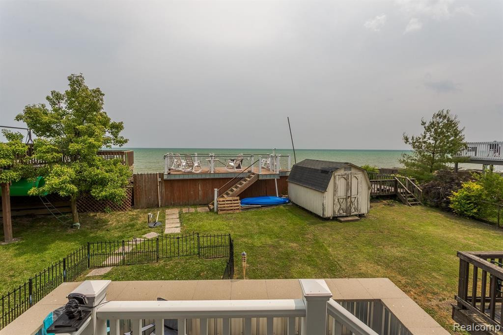 6988 LAKESHORE Drive, Newport, MI 48166 — Photo 22