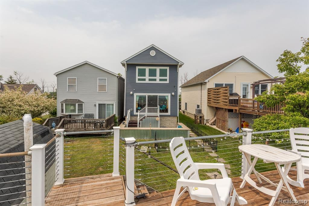 6988 LAKESHORE Drive, Newport, MI 48166 — Photo 24