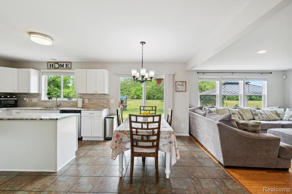 7769 PAINT CREEK Drive, Ypsilanti, MI 48197 — Photo 13