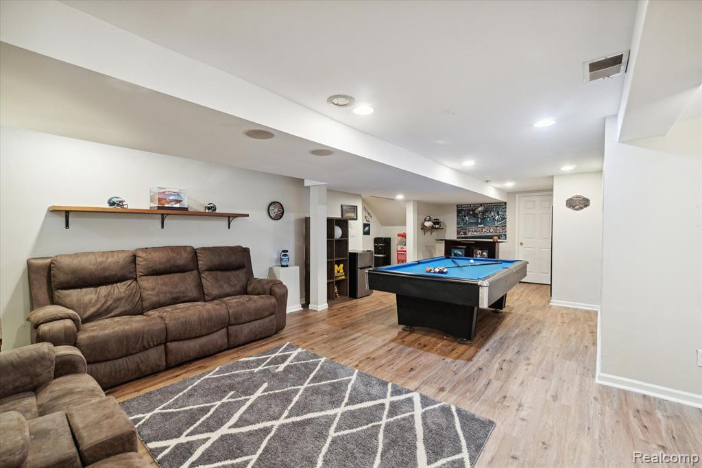7769 PAINT CREEK Drive, Ypsilanti, MI 48197 — Photo 39
