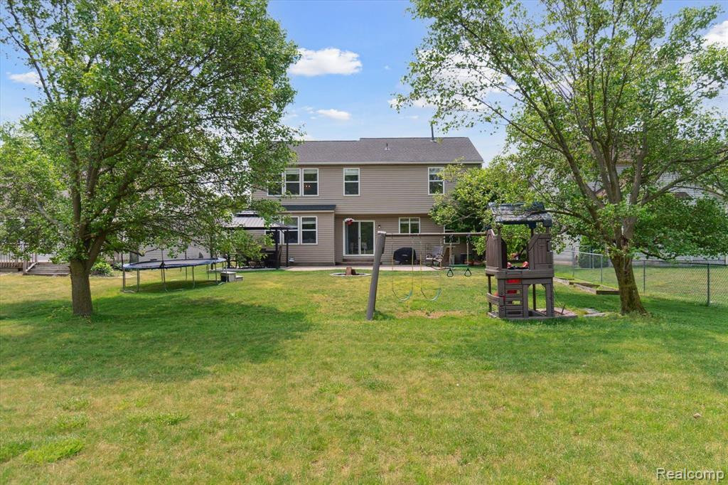 7769 PAINT CREEK Drive, Ypsilanti, MI 48197 — Photo 48