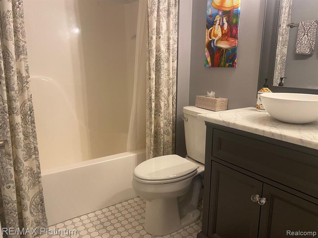 3088 KNEELAND Circle, 23, Howell, MI 48843 — Photo 13