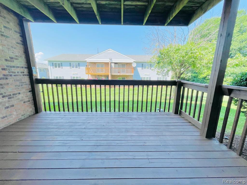 1345 HARBOUR Boulevard, 99, Trenton, MI 48183 — Photo 13