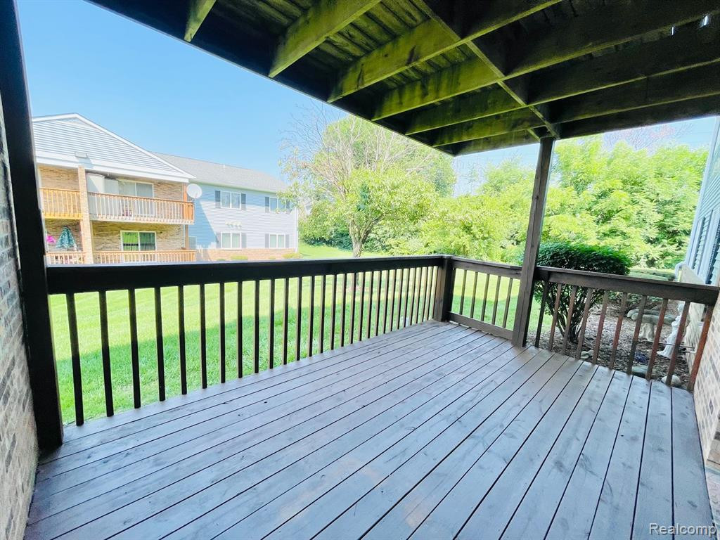 1345 HARBOUR Boulevard, 99, Trenton, MI 48183 — Photo 14