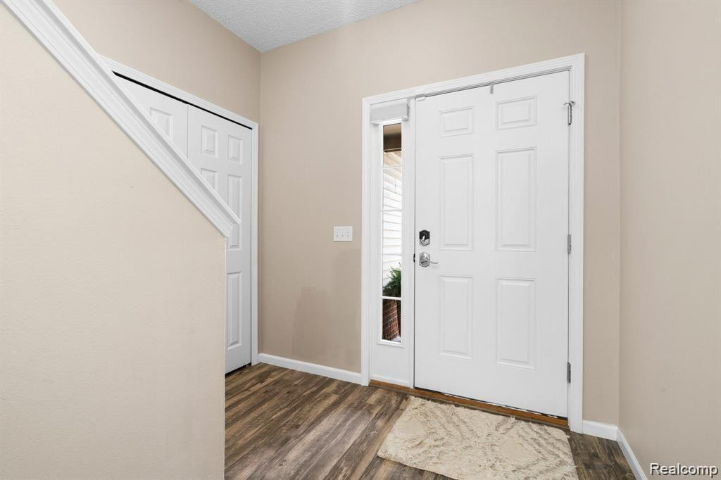 2558 KATSURA LN, Howell, MI 48855 — Photo 5
