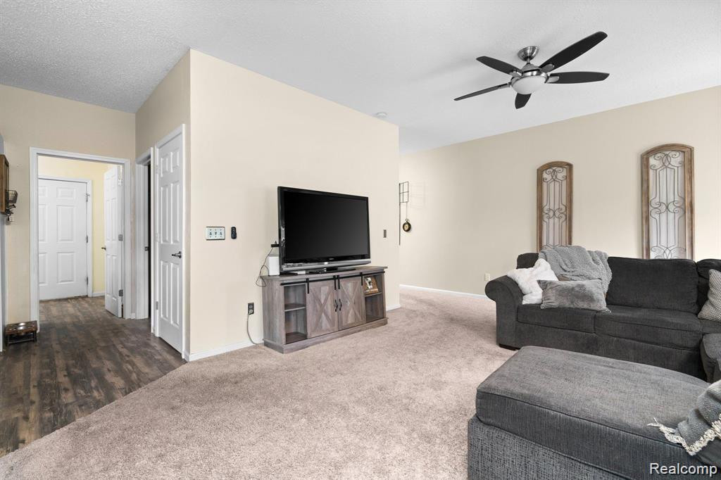 2558 KATSURA LN, Howell, MI 48855 — Photo 8