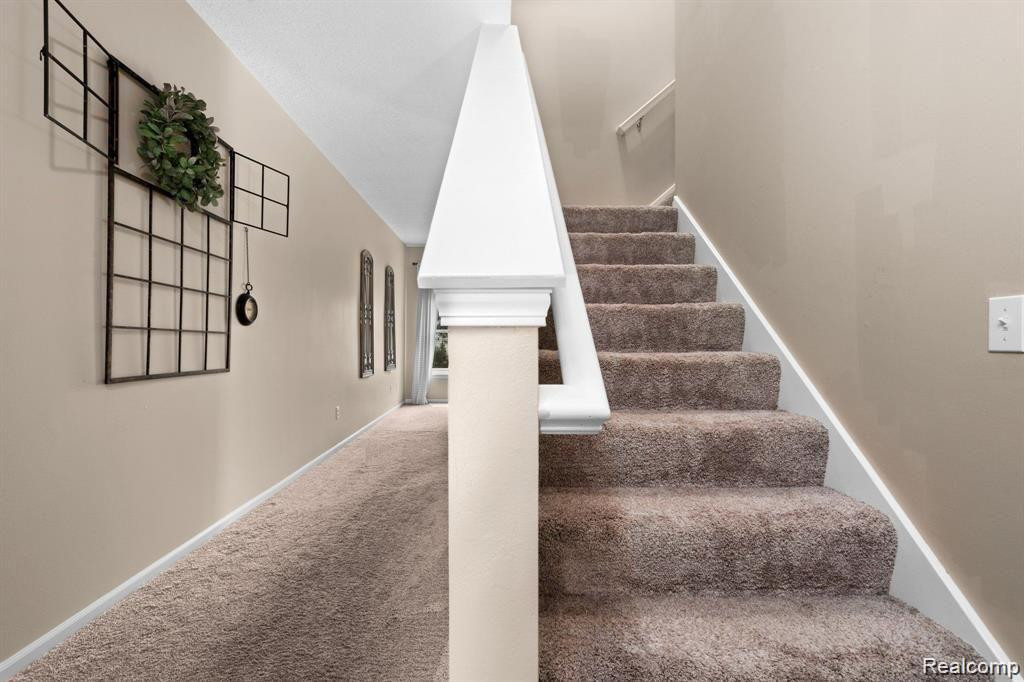 2558 KATSURA LN, Howell, MI 48855 — Photo 19