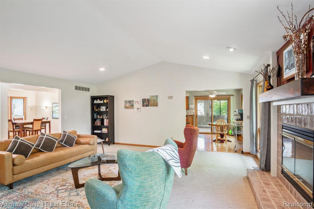 1980 WOODLILY Court, Ann Arbor, MI 48103 — Photo 12