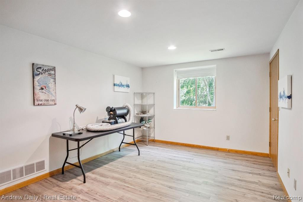 1980 WOODLILY Court, Ann Arbor, MI 48103 — Photo 40