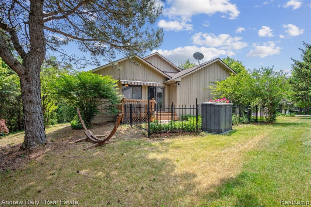 1980 WOODLILY Court, Ann Arbor, MI 48103 — Photo 44