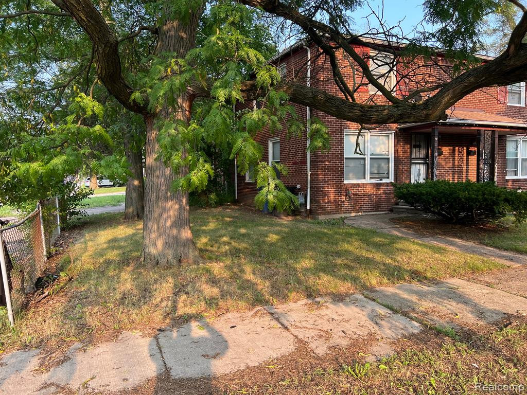 7649-7651 CURTIS Street, Detroit, MI 48221 — Photo 3